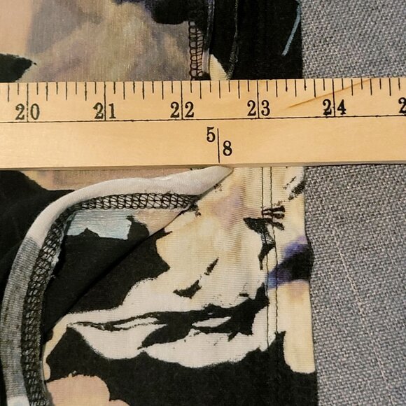 Simply Vera Wang Sheer Overlay Blouse Womens XL Black Floral Latered Top - Picture 10 of 13